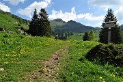 08 Prendiamo a sx il sentiero per Monte Gardena